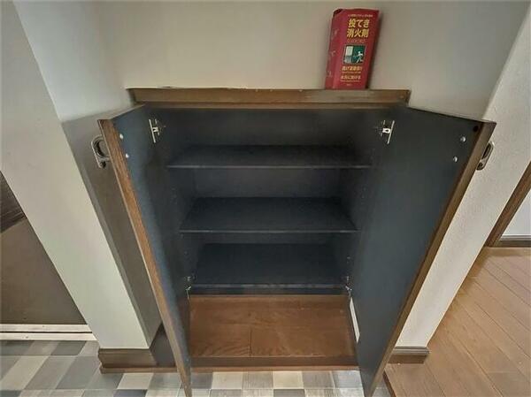 apartment 福島県伊達郡川俣町字本町
地図を見る