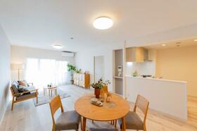 ユーステージ香流伍番館