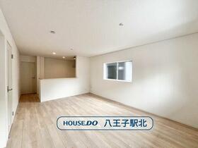 東京都八王子市元八王子町２丁目