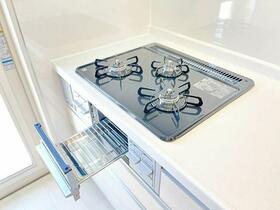 愛知県碧南市尾城町３丁目