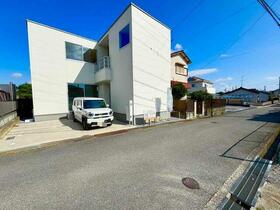 三重県四日市市泊山崎町
