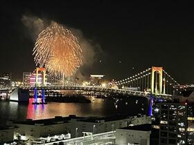 ＧＬＯＢＡＬ　ＦＲＯＮＴ　ＴＯＷＥＲ