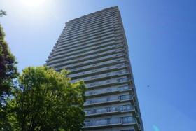 ファミールタワープラザ岡山イーストタワー