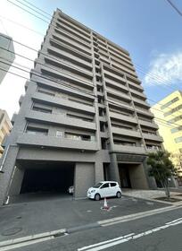 ロイヤルガーデン県庁前