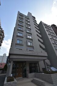 ライオンズヴィアーレ大通第２