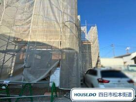 三重県四日市市馳出町１丁目