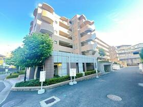 ヴェルナール富雄弐番館