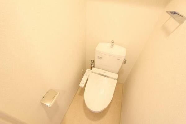 画像12:清潔感あふれるトイレです。