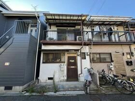 大阪府八尾市南本町７丁目