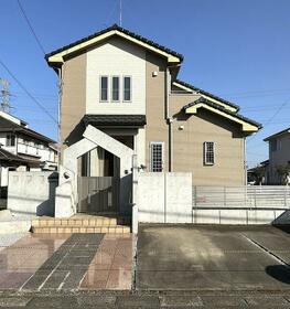 埼玉県坂戸市大字塚越