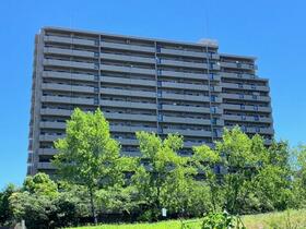 サーパス衣山弐番館