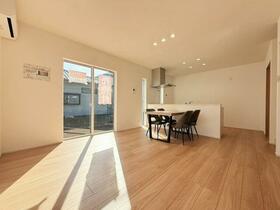 佐賀県佐賀市諸富町大字寺井津