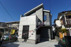 埼玉県吉川市新栄２丁目