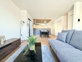 福岡県大野城市乙金東１丁目