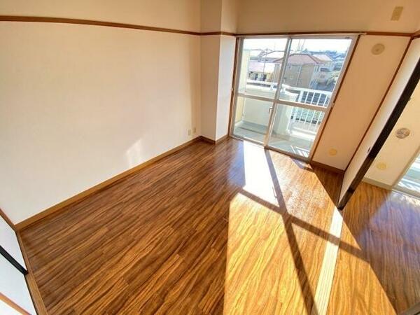 apartment 茨城県結城市みどり町１丁目
地図を見る