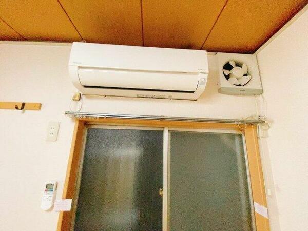 1階の新品エアコンです。