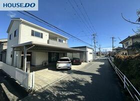 山梨県中巨摩郡昭和町築地新居