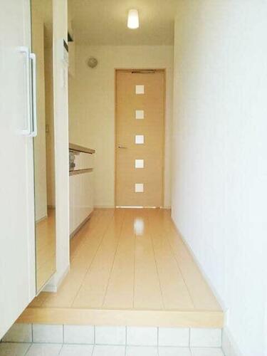 レガリア_内装_0