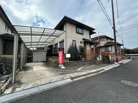 三重県津市豊が丘１丁目