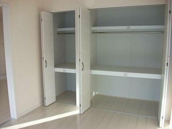 apartment 茨城県小美玉市栗又四ケ
地図を見る