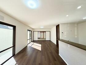 福岡県筑紫野市光が丘３丁目