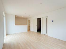 滋賀県彦根市東沼波町