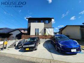 愛知県豊田市西中山町榎前