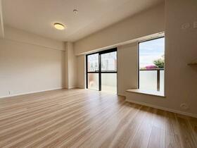 いずみハイツ二日市　２階