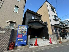 京都府京都市右京区梅津北浦町