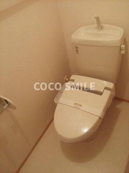 画像6:シンプルで使いやすいトイレです 【COCO SMILE　ココスマイル】
