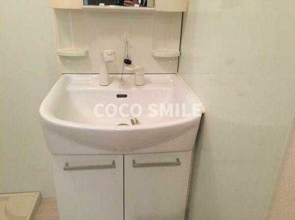 画像7:広い洗面スペース 【COCO SMILE　ココスマイル】