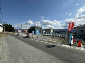 山梨県中央市下河東