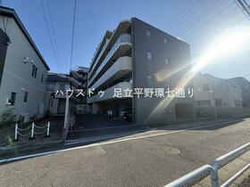 パレステージ西新井みどり公園