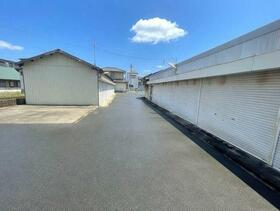 大阪府岸和田市小松里町