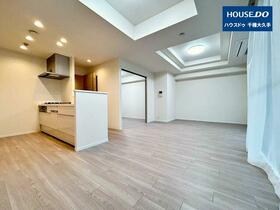 ロイヤルアーク覚王山