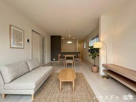 福岡県福津市西福間３丁目