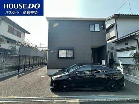 奈良県北葛城郡上牧町松里園２丁目