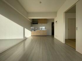 長野県上田市常入１丁目