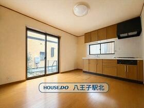 東京都八王子市中野上町３丁目