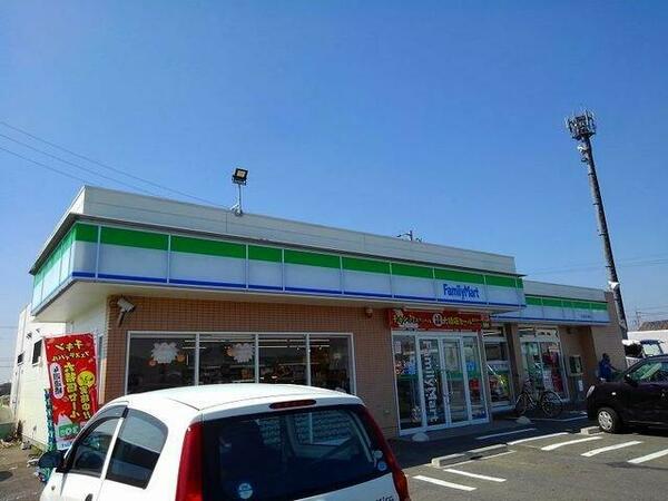 画像16:ファミリーマート　楽田本町店まで950m