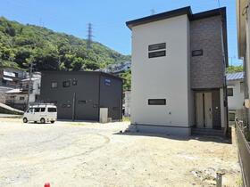 広島県呉市宮原１３丁目
