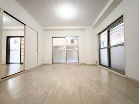 ノバカネイチ緑橋