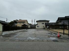 石川県羽咋市的場町的場