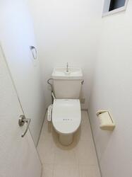 画像10:トイレ（温水洗浄暖房便座）
