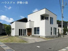 三重県伊勢市小俣町新村一ノ岡