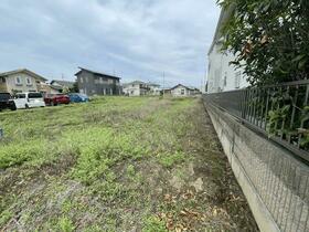 群馬県伊勢崎市茂呂町２丁目
