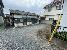 群馬県伊勢崎市茂呂町２丁目