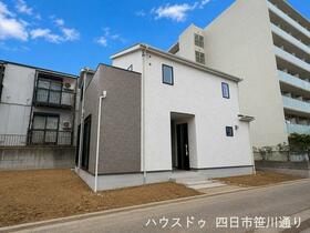 三重県鈴鹿市住吉１丁目