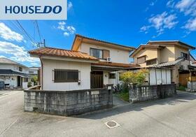 山梨県中央市東花輪