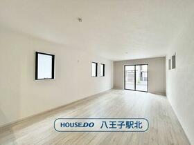 東京都八王子市元横山町３丁目